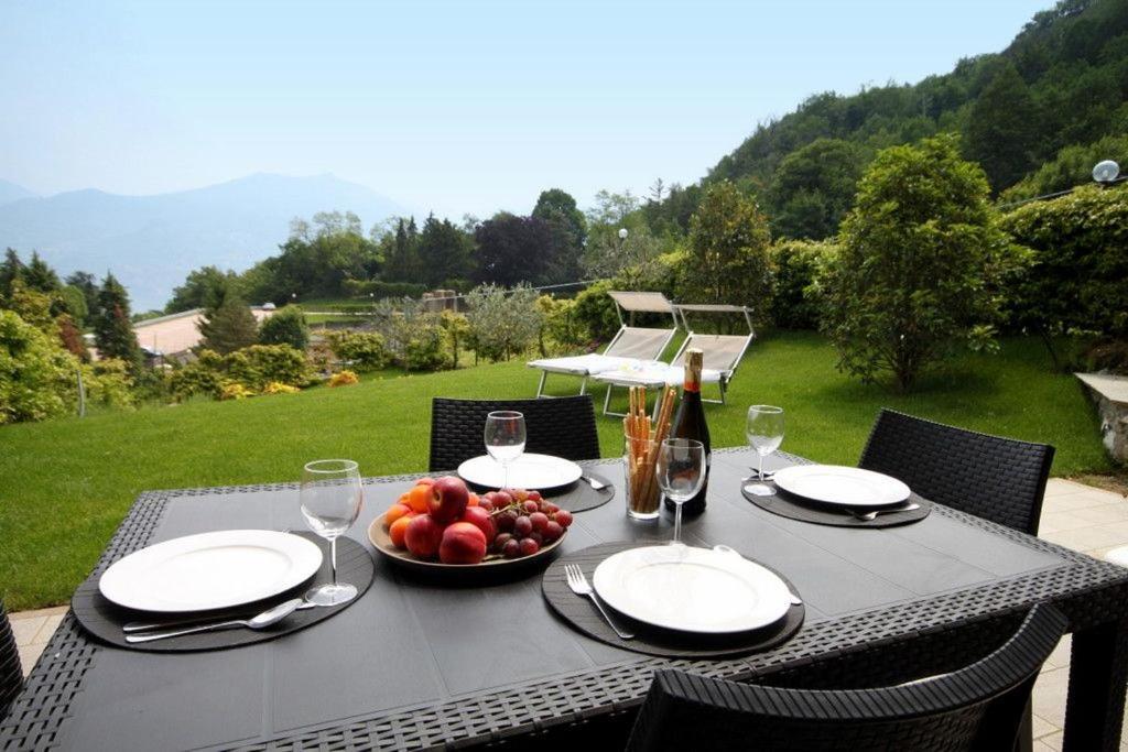 Oleandro Garden 1 Villa Menaggio Exteriör bild